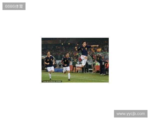 比利亚:西班牙有很多球员能胜任9号位;我非常欣赏小蜘蛛 比利亚:西班牙有很多球员能胜任9号位;我非常欣赏小蜘蛛